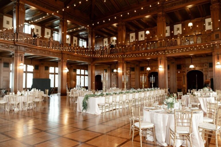 Indiana Wedding Photographer Danielle Harris Photography