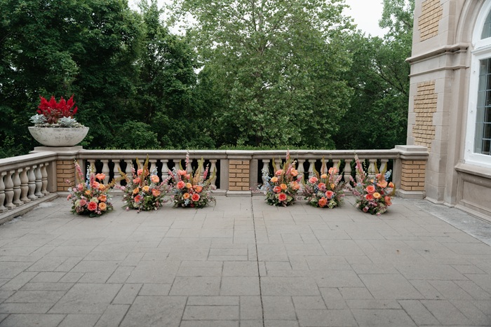 RK Florals at Laurel Hall Indianapolis Wedding Outside
