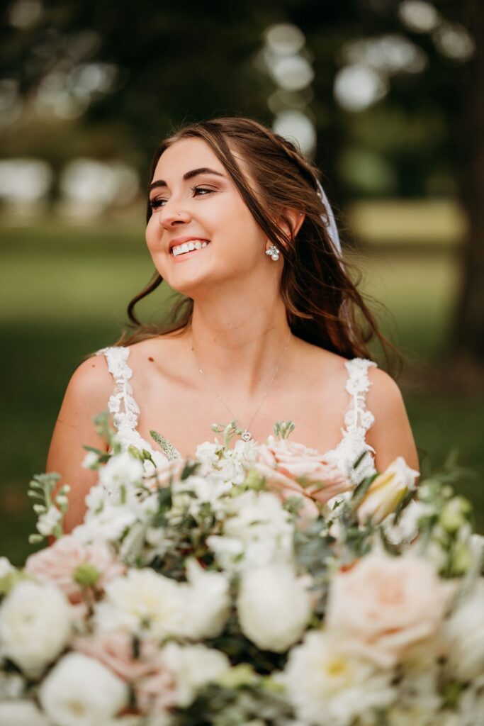 White Willow Farms Indiana Bride with her florals.
